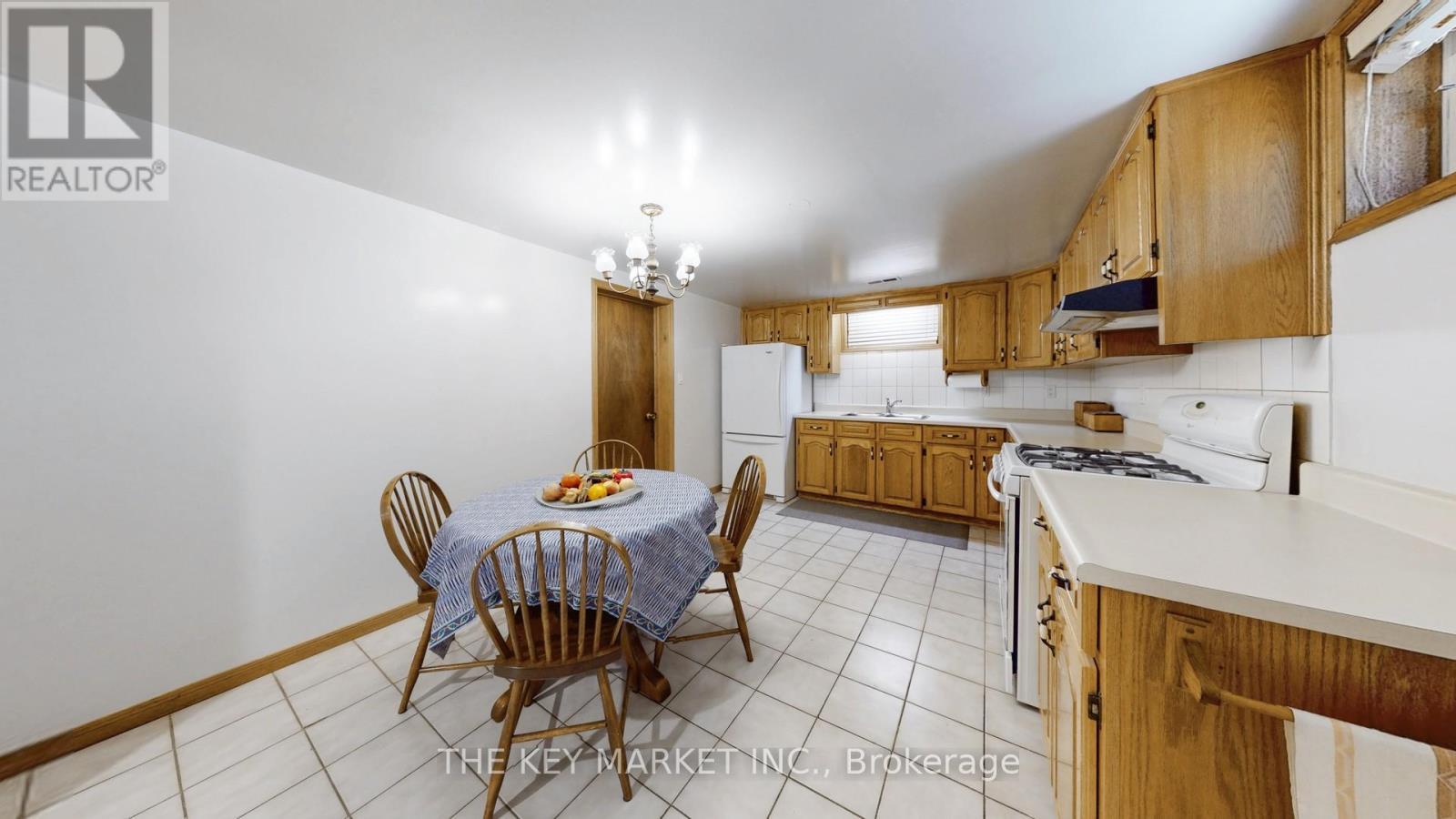 1277 Tyneburn Crescent, Mississauga, ON - Indoor