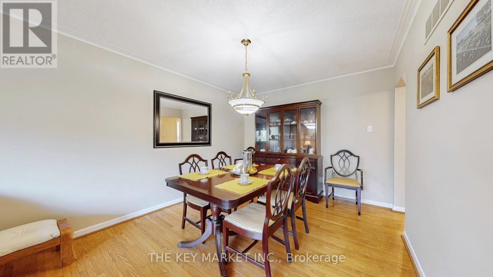 1277 Tyneburn Crescent, Mississauga, ON - Indoor Photo Showing Dining Room