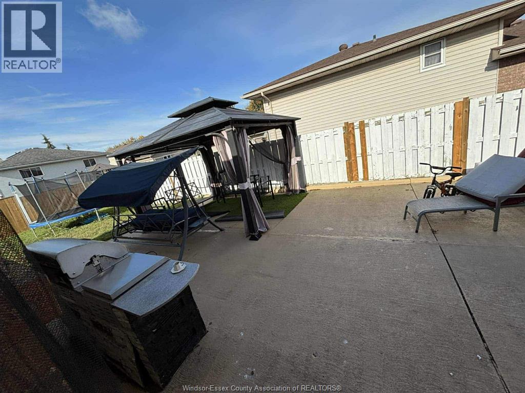 2725 Cappelletto Unit# Basement, Windsor, ON - Outdoor