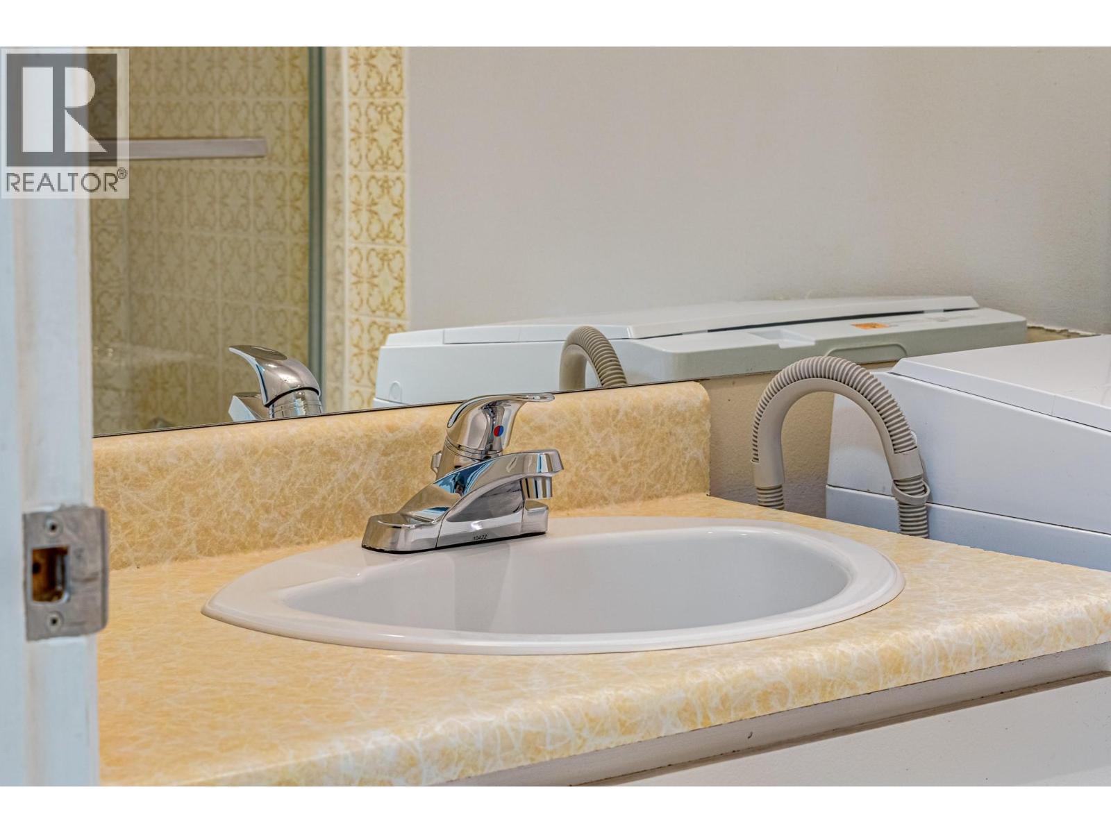 1802 Alpine Drive Unit# 306A, Elkford, BC - Indoor