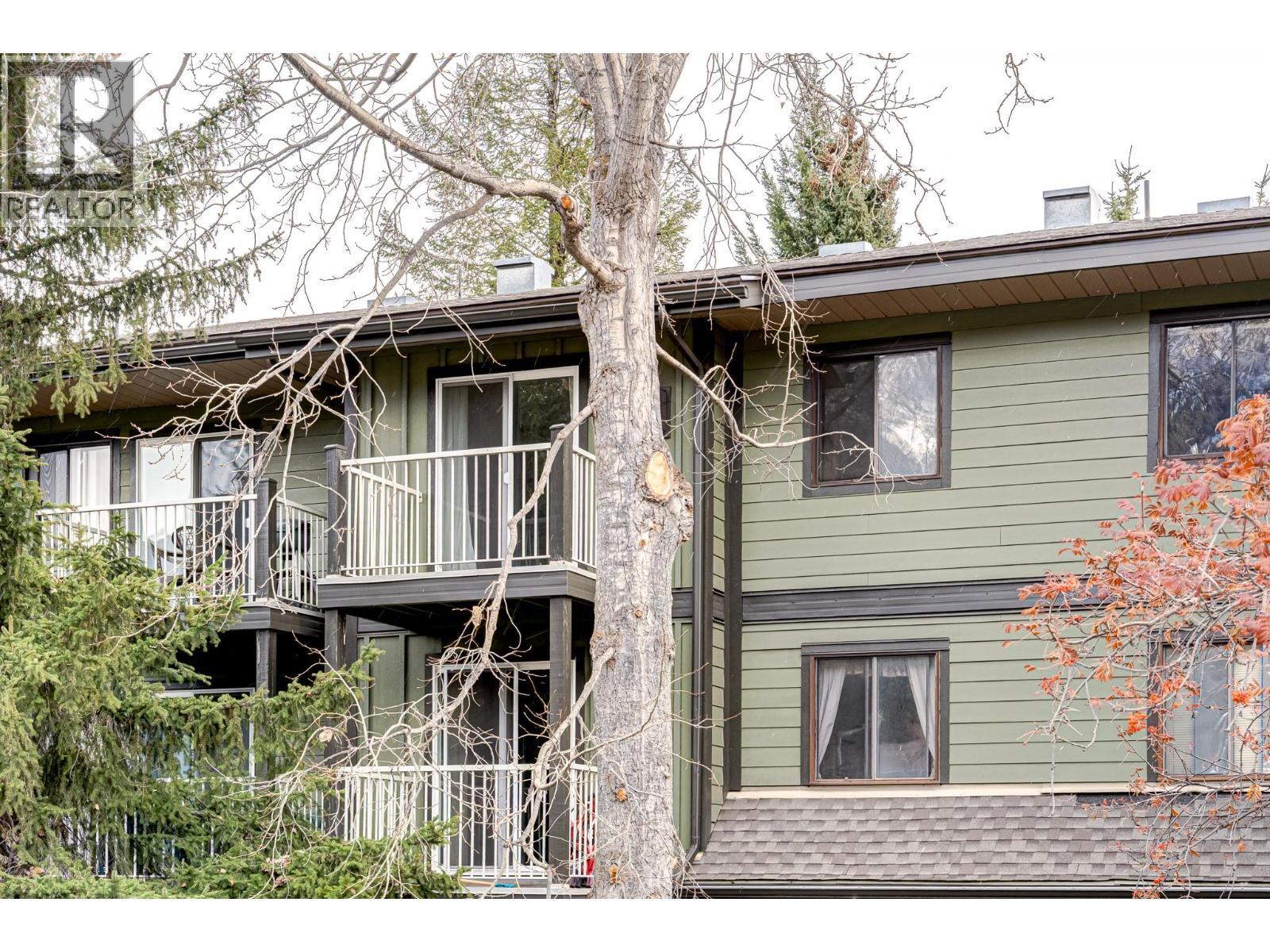 1802 Alpine Drive Unit# 306A, Elkford, BC - Outdoor With Exterior