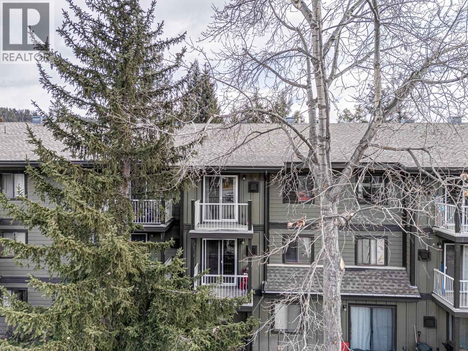 1802 Alpine Drive Unit# 306A, Elkford, BC - Outdoor