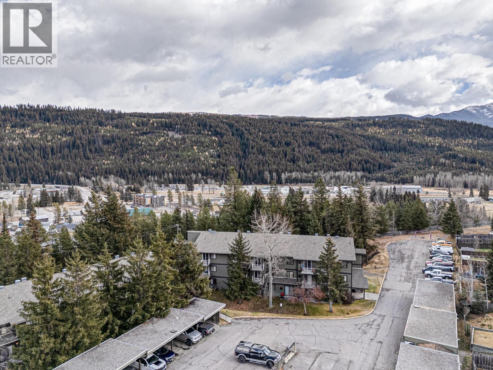 1802 Alpine Drive Unit# 306A, Elkford, BC - Outdoor With View