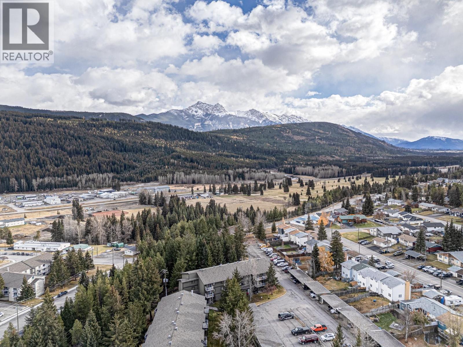 1802 Alpine Drive Unit# 306A, Elkford, BC - Outdoor With View