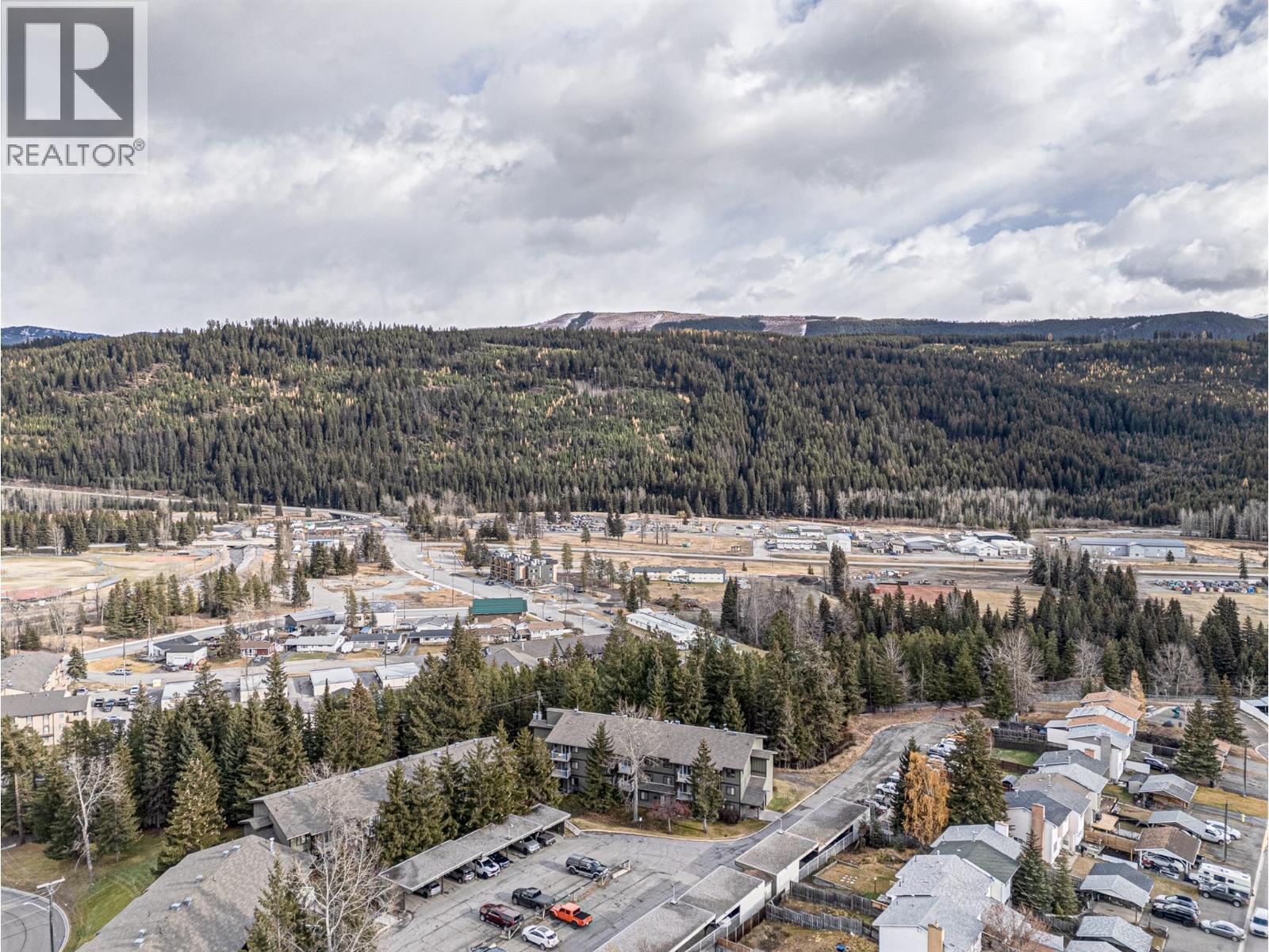 1802 Alpine Drive Unit# 306A, Elkford, BC - Outdoor With View