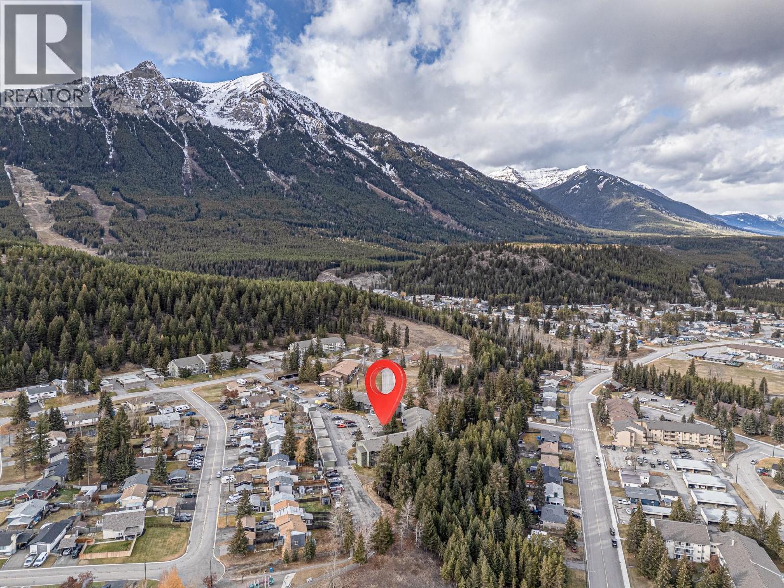 1802 Alpine Drive Unit# 306A, Elkford, BC - Outdoor With View