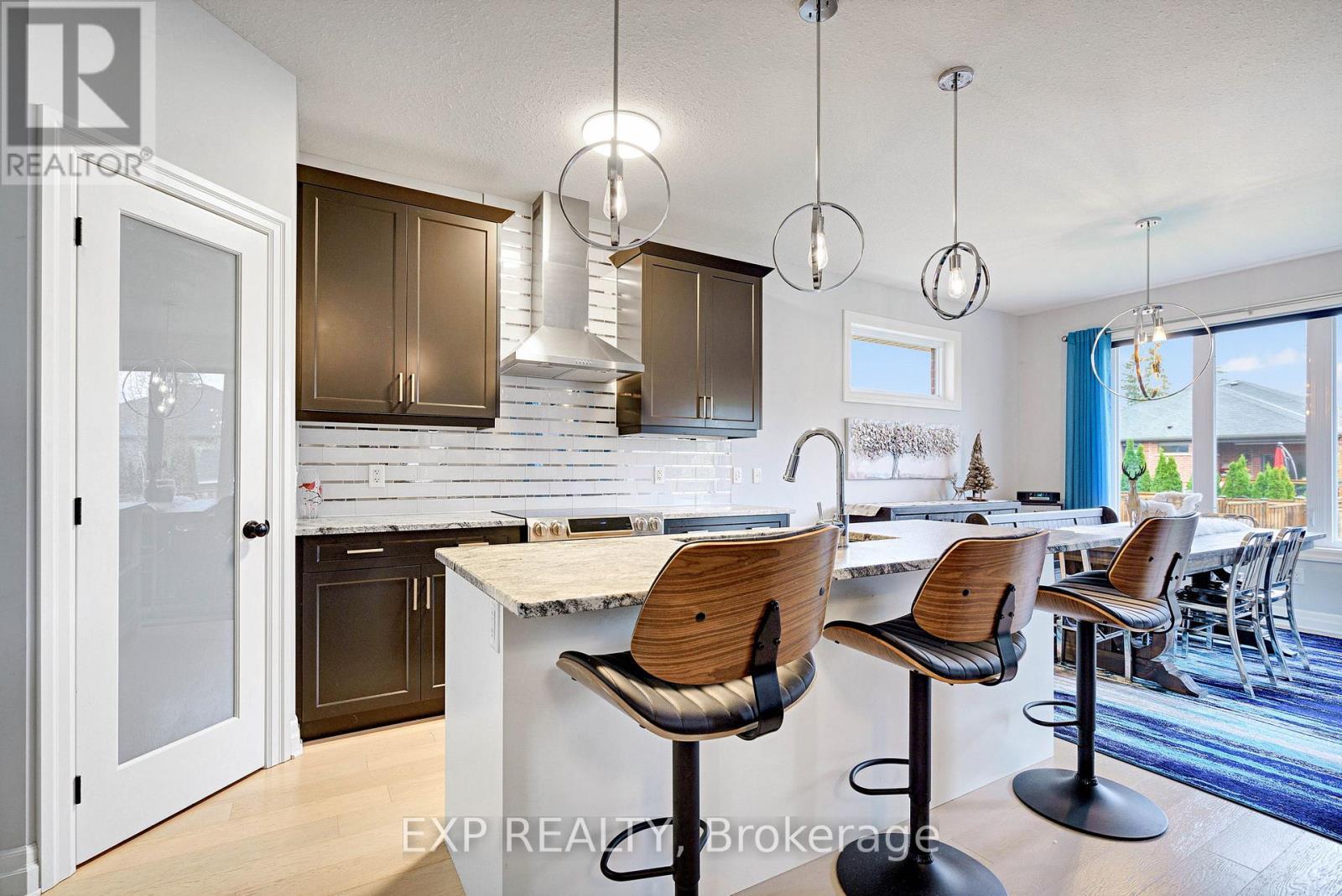 493 Bennett Crescent, Strathroy-Caradoc (Mount Brydges), ON - Indoor Photo Showing Other Room