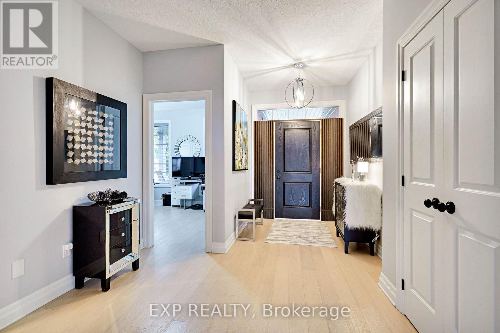 493 Bennett Crescent, Strathroy-Caradoc (Mount Brydges), ON - Indoor Photo Showing Other Room