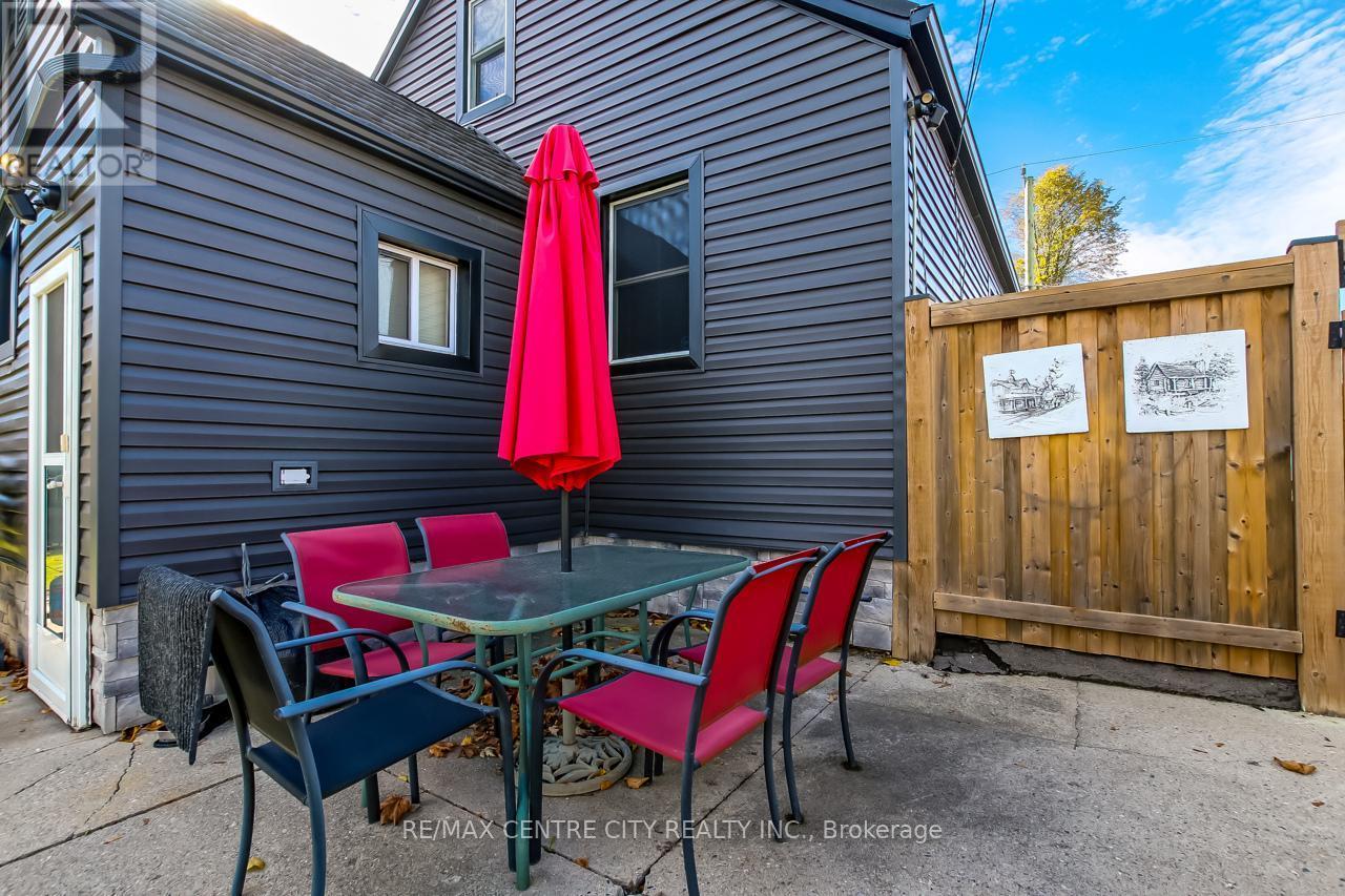 145 Hughes Street, St. Thomas, ON - Outdoor