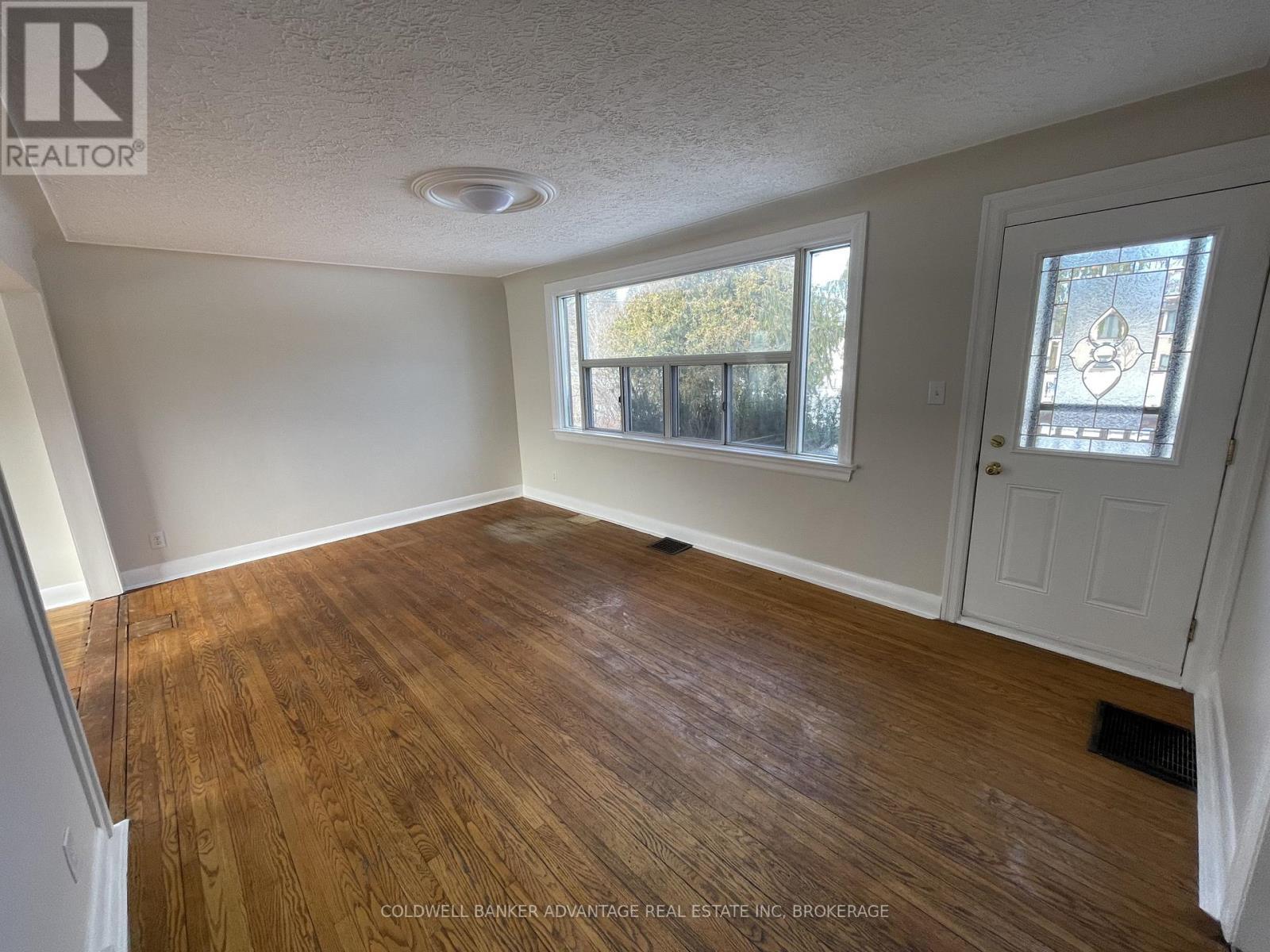 565 Fitch Street, Welland (West Welland), ON - Indoor Photo Showing Other Room