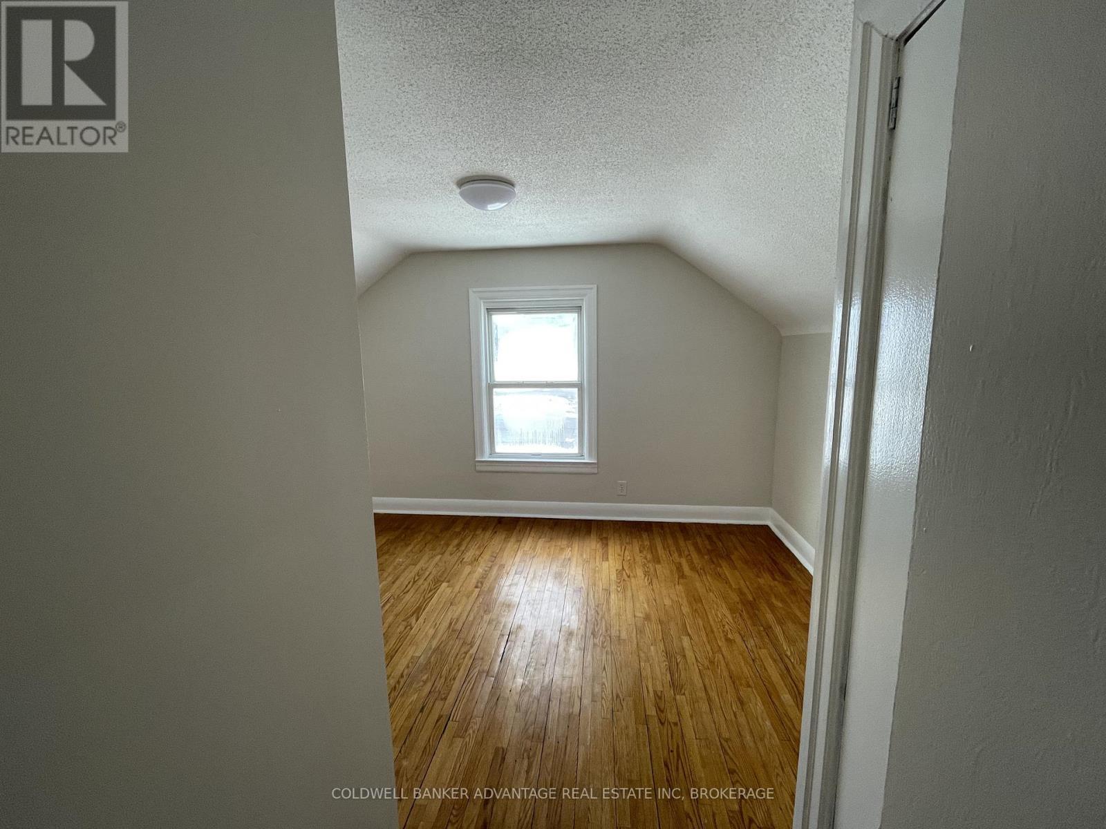565 Fitch Street, Welland (West Welland), ON - Indoor Photo Showing Other Room
