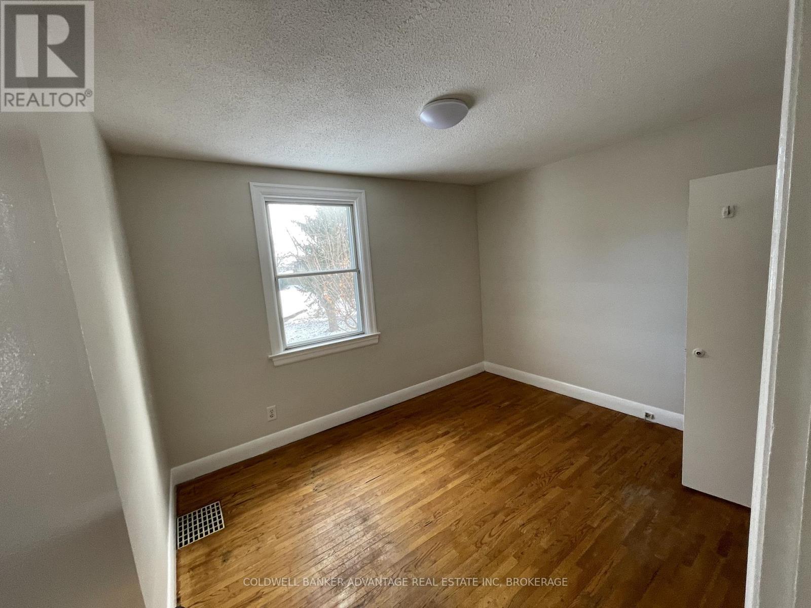 565 Fitch Street, Welland (West Welland), ON - Indoor Photo Showing Other Room