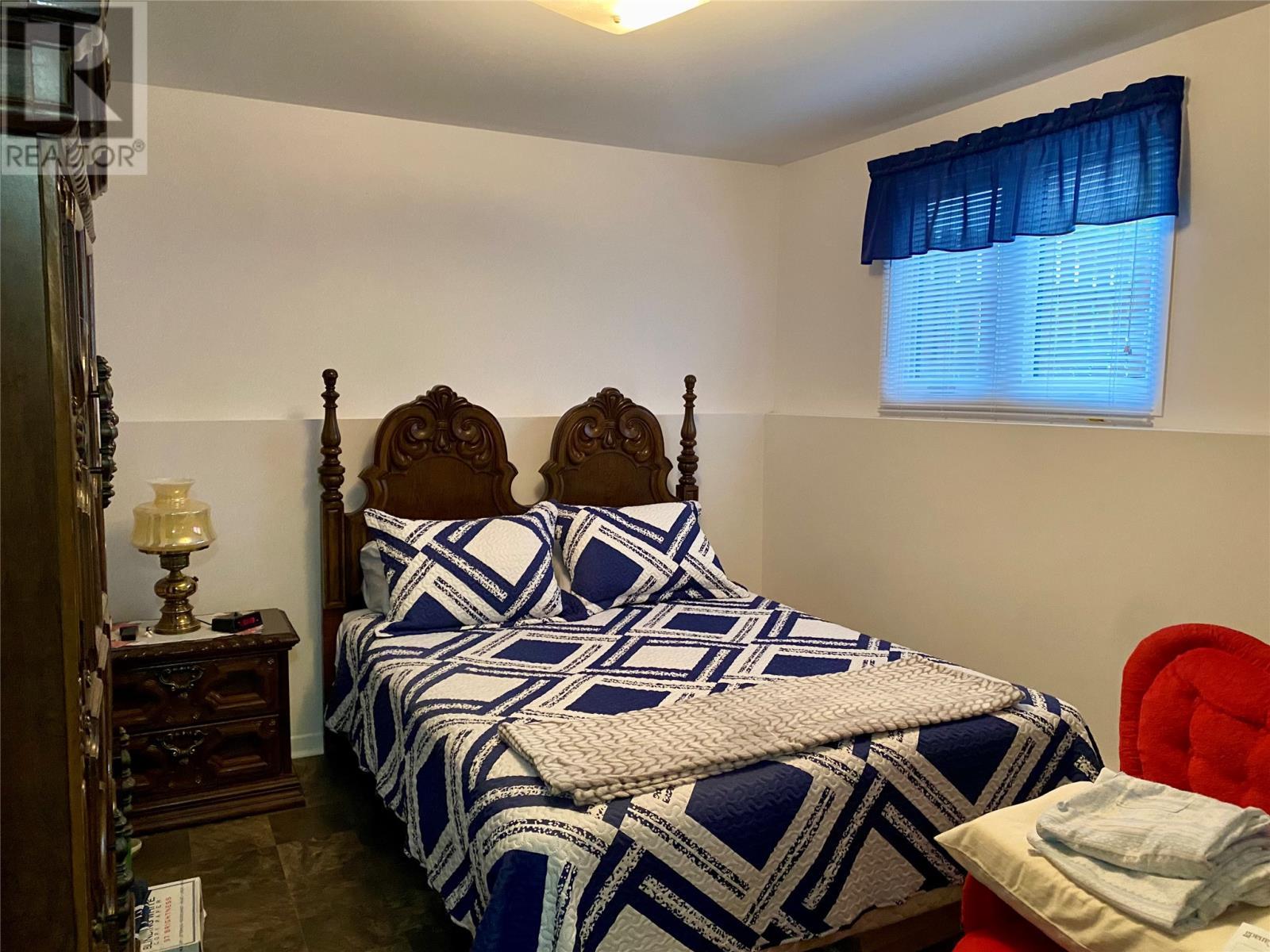 70 Elizabeth Drive, Paradise, NL - Indoor Photo Showing Bedroom
