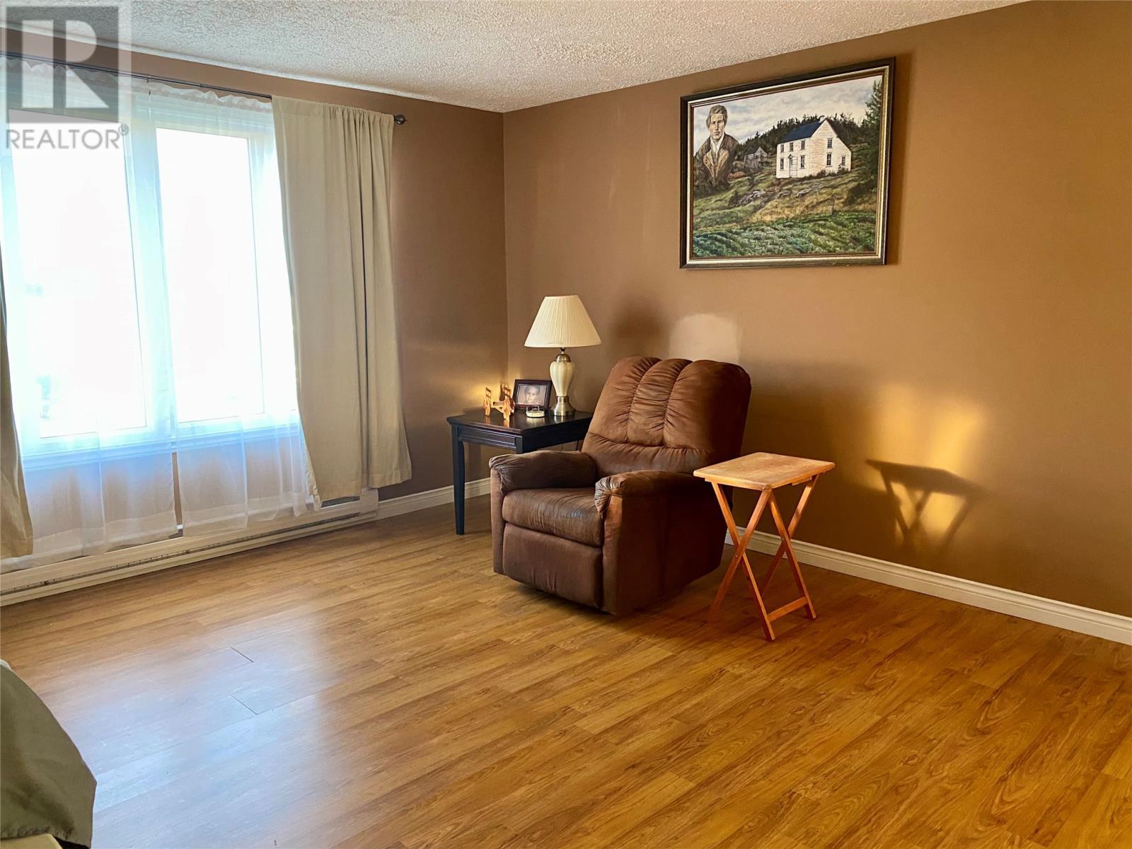 70 Elizabeth Drive, Paradise, NL - Indoor