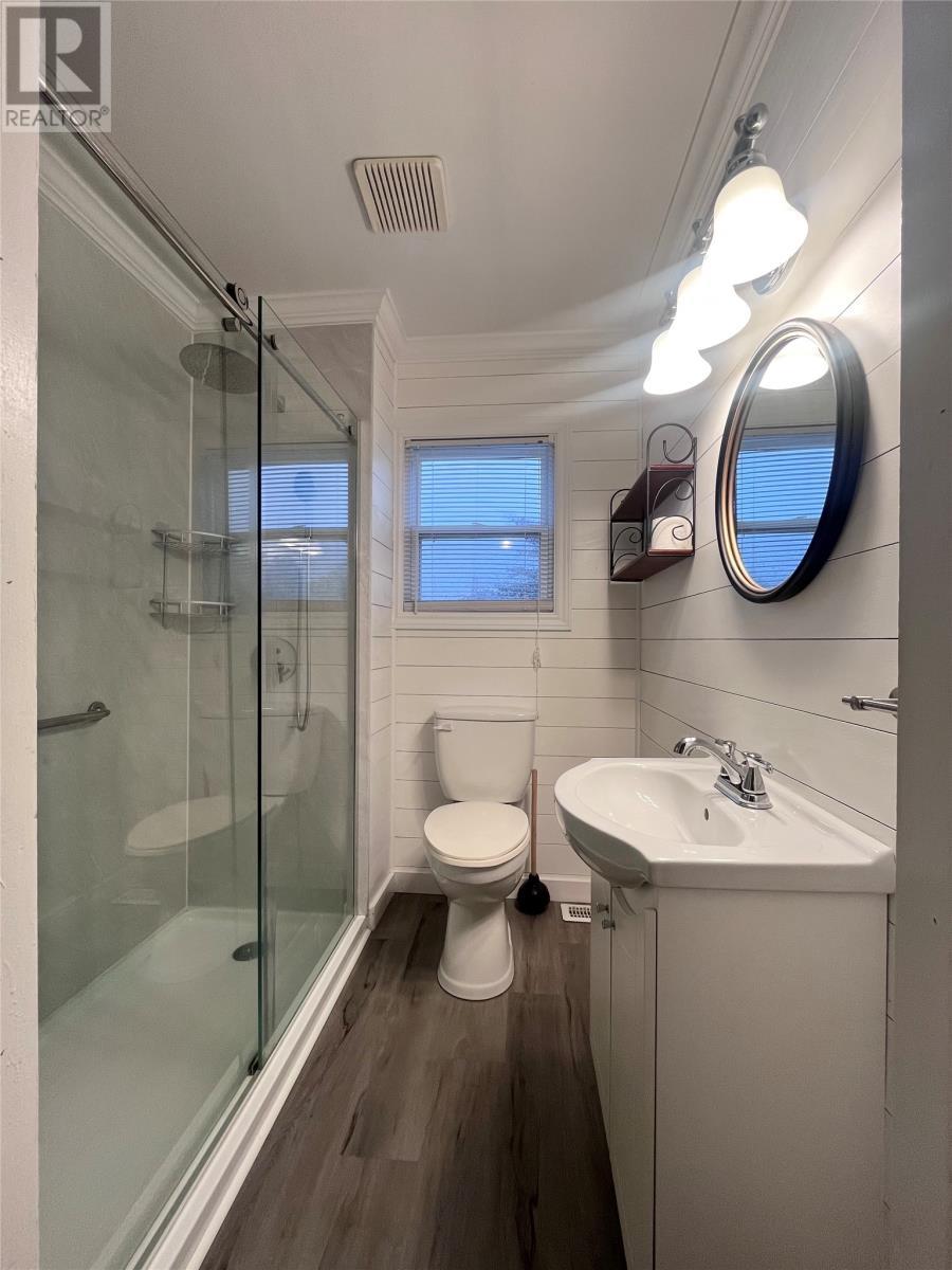 1 Brookview Place, Grand Bank, NL - Indoor Photo Showing Bathroom