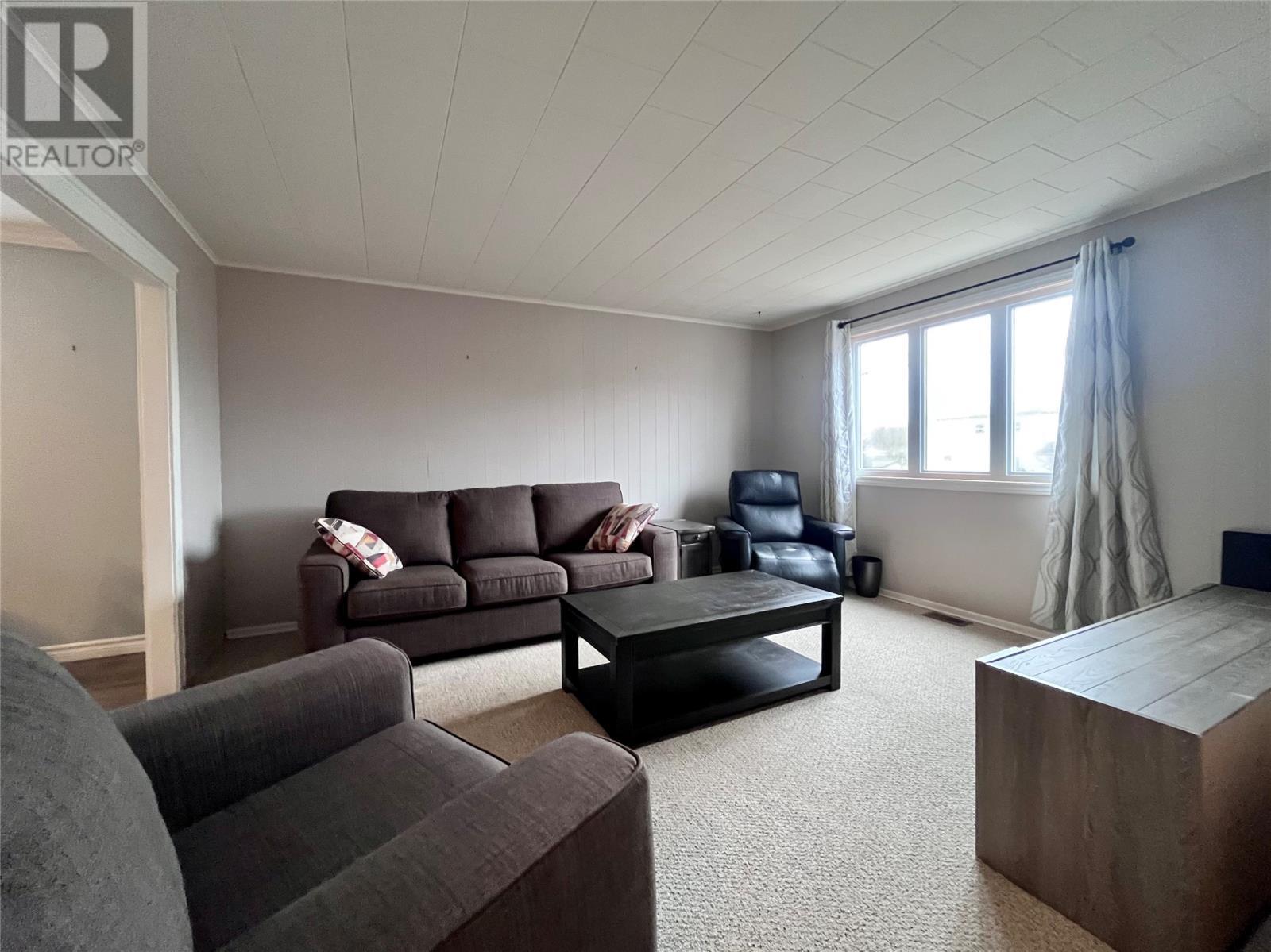 1 Brookview Place, Grand Bank, NL - Indoor Photo Showing Living Room