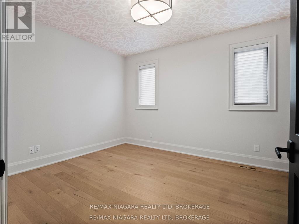 2317 Terravita Drive, Niagara Falls (Stamford), ON - Indoor Photo Showing Other Room