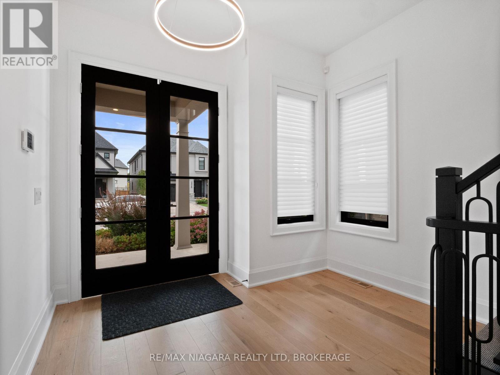 2317 Terravita Drive, Niagara Falls (Stamford), ON - Indoor Photo Showing Other Room