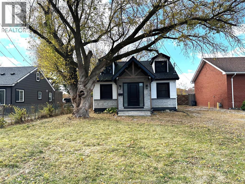 3555 Howard, Windsor, ON - Outdoor With Facade