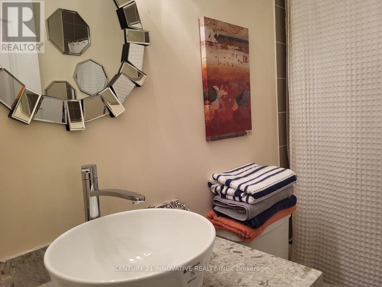 2757 William Jackson Drive, Pickering, ON - Indoor Photo Showing Bathroom