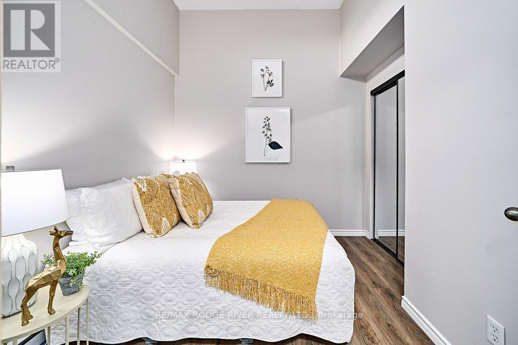 79 - 120 Nonquon Road, Oshawa (Centennial), ON - Indoor Photo Showing Bedroom