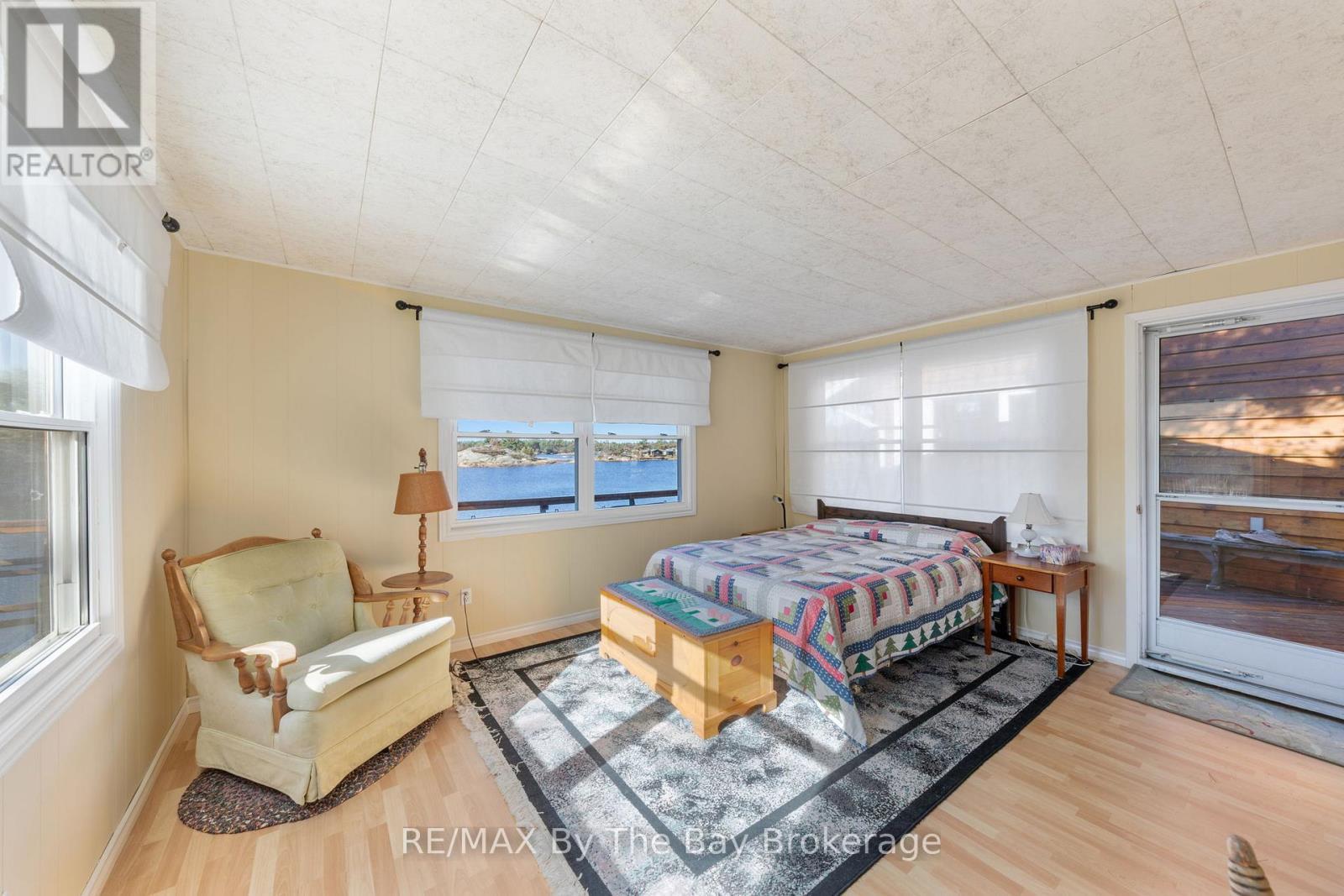2 Island 2890, Georgian Bay (Gibson), ON - Indoor Photo Showing Bedroom