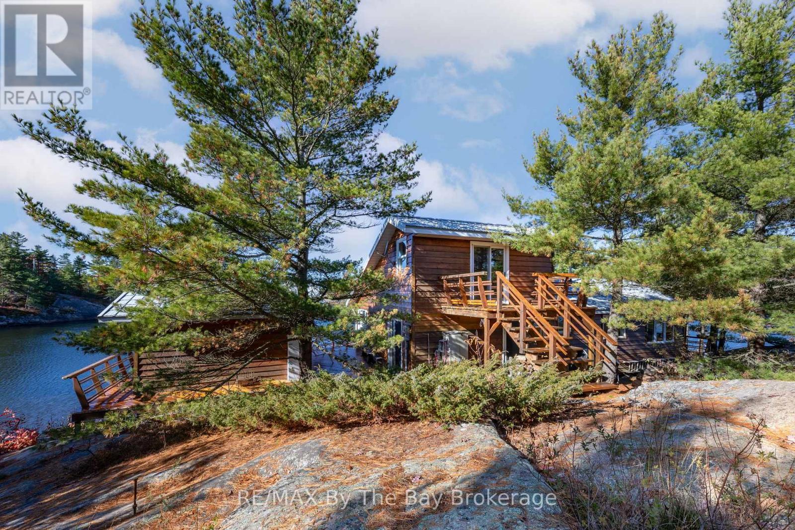 2 Island 2890, Georgian Bay (Gibson), ON - Outdoor