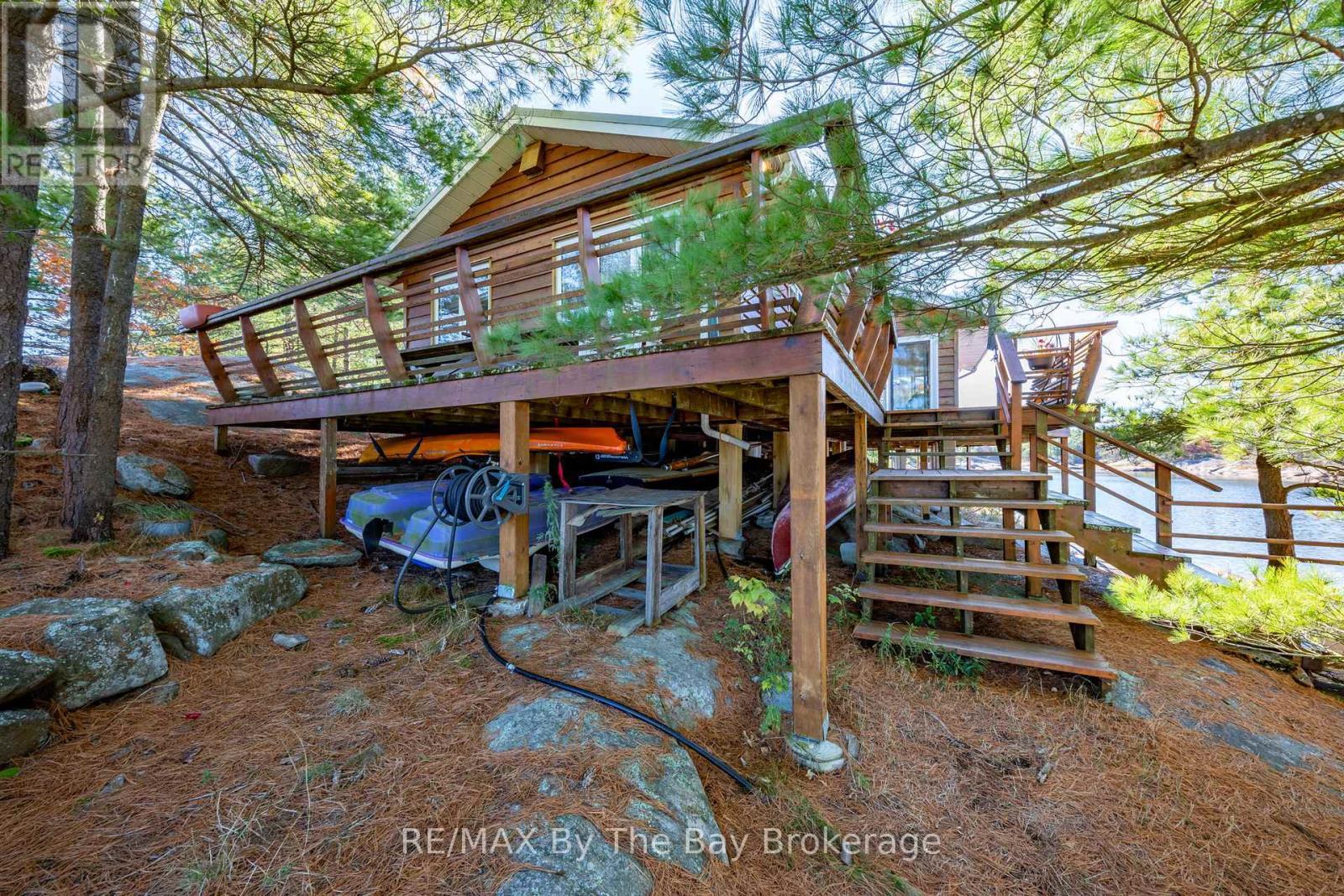 2 Island 2890, Georgian Bay (Gibson), ON - Outdoor