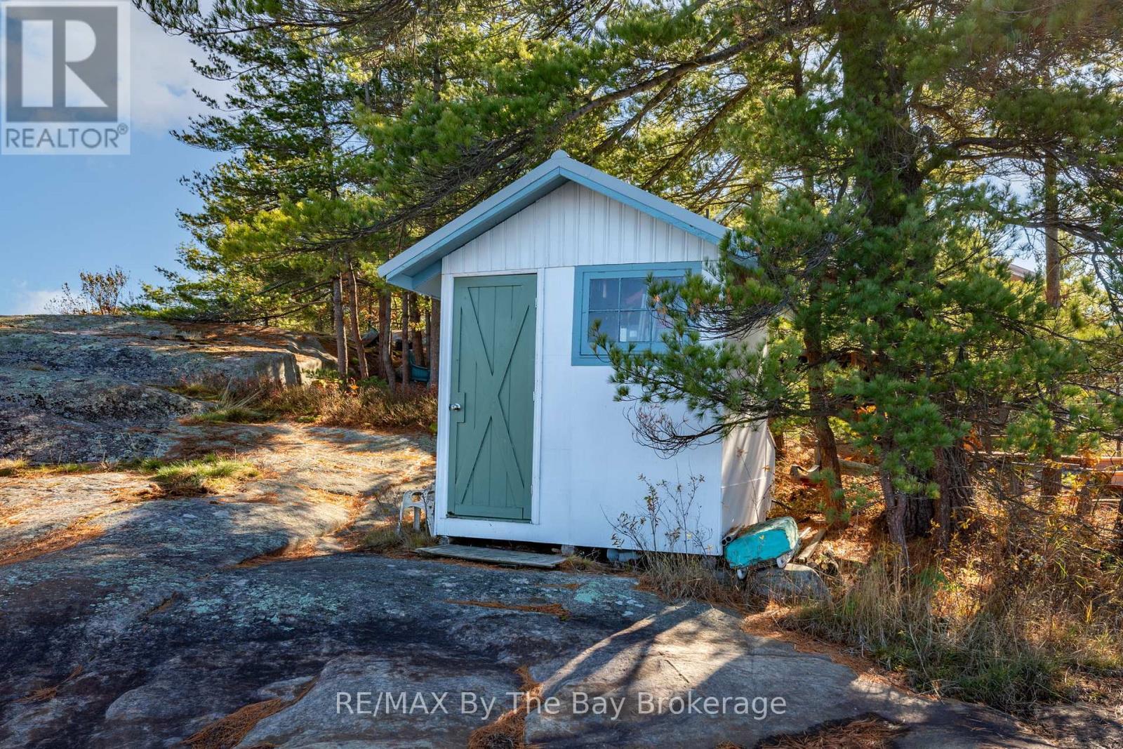 2 Island 2890, Georgian Bay (Gibson), ON - Outdoor