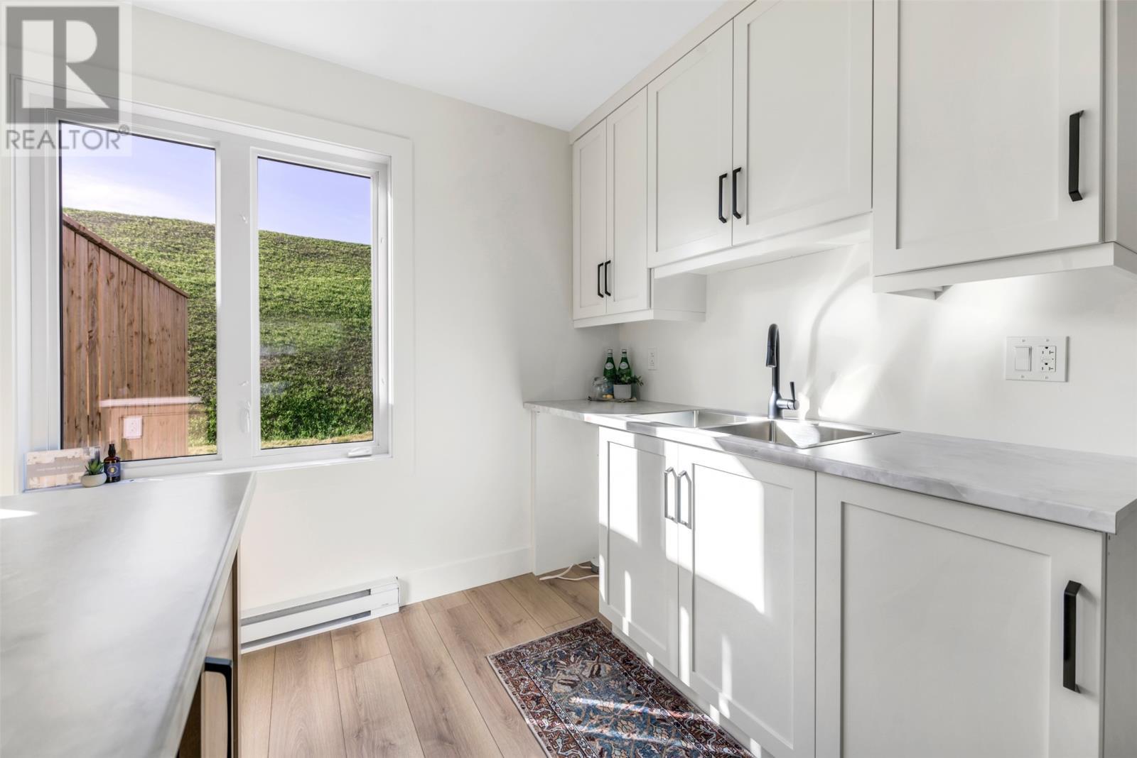 60 Trenton Drive, Paradise, NL - Indoor Photo Showing Kitchen