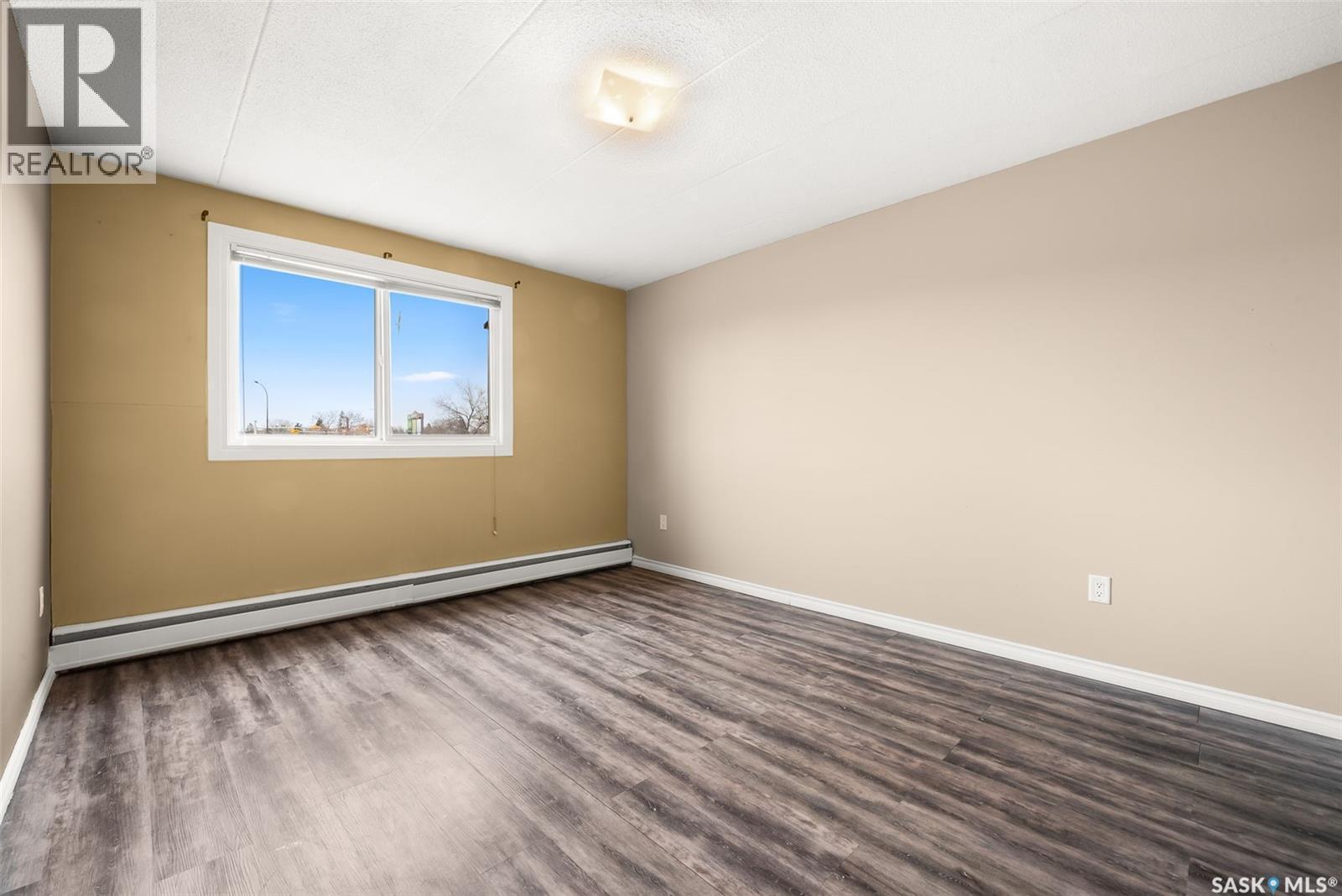 9 2620 5Th Avenue N, Regina, SK - Indoor Photo Showing Other Room