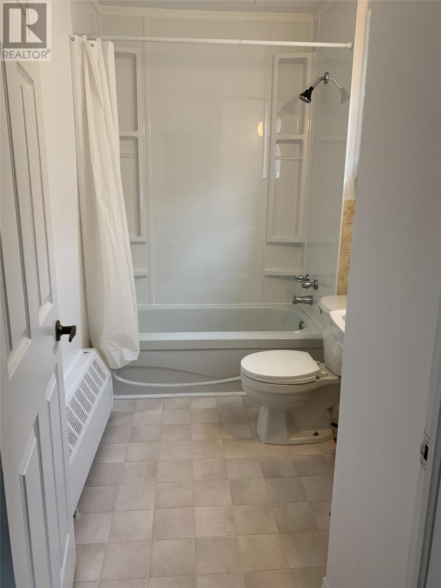 66 West Valley Road, Corner Brook, NL - Indoor Photo Showing Bathroom