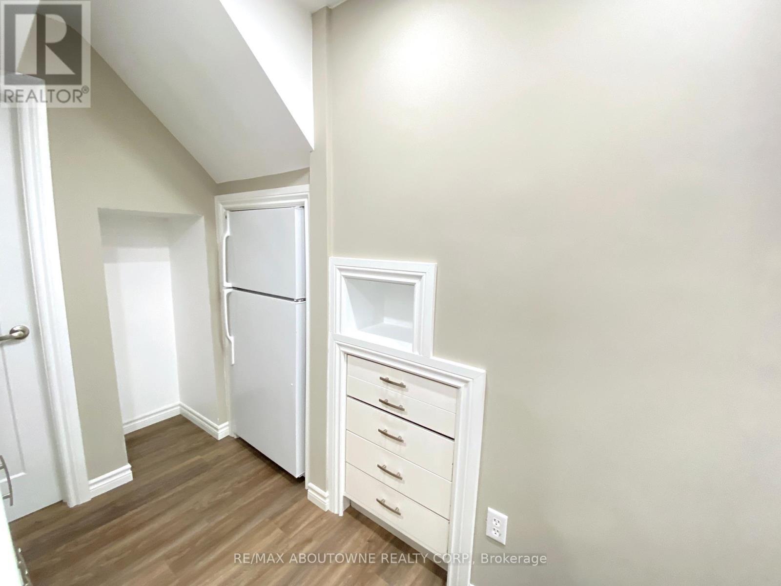 Bsmt - 4640 Doug Wright Drive, Burlington, ON