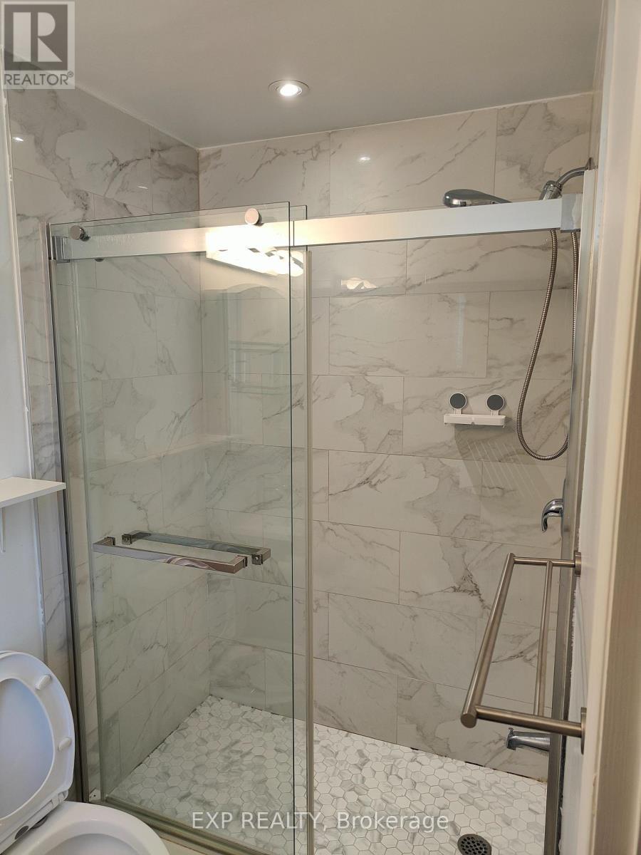 5919 Tampico Way, Mississauga, ON - Indoor Photo Showing Bathroom