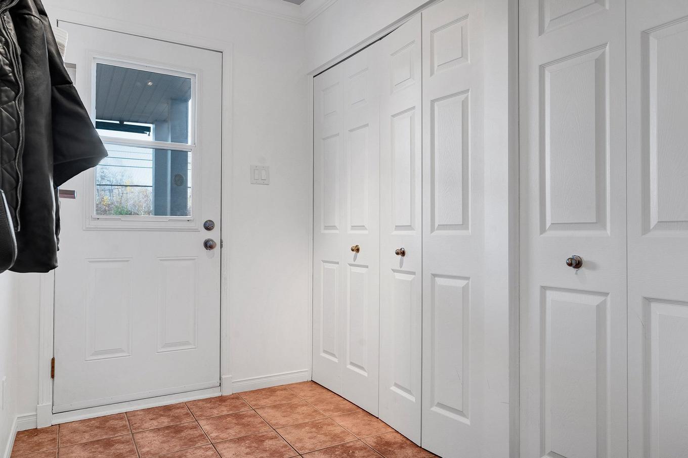 Hall - 5-1099 Boul. Maisonneuve, Saint-Jérôme, QC - Indoor Photo Showing Other Room