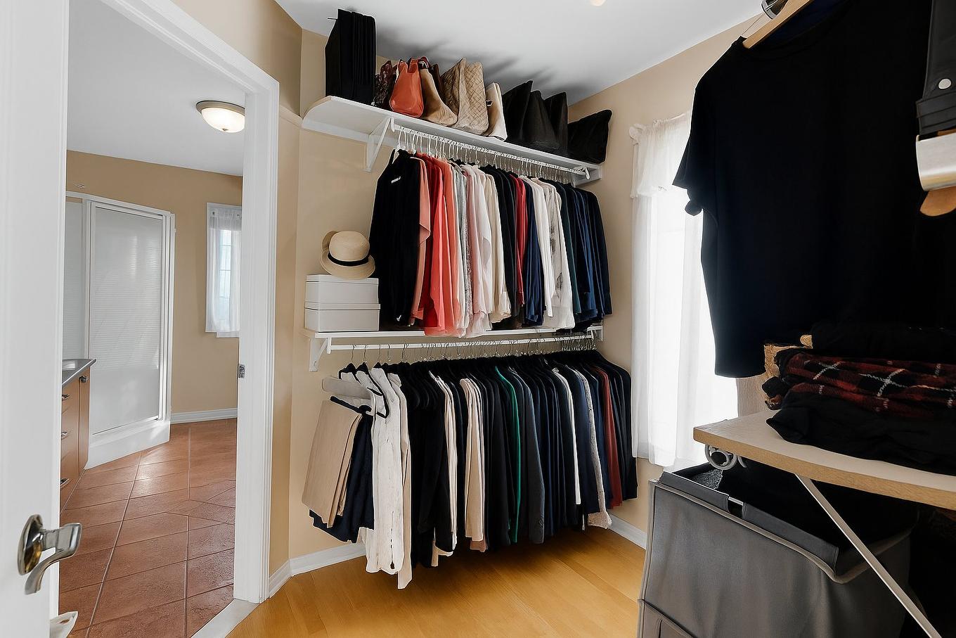 Walk-in closet - 8235 Av. Oceanie, Brossard, QC - Indoor Photo Showing Other Room