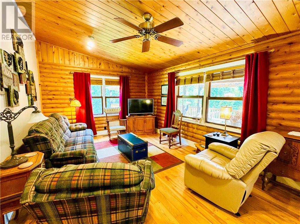 544 Ketchankookem Trail, Mindemoya, Manitoulin Island, ON