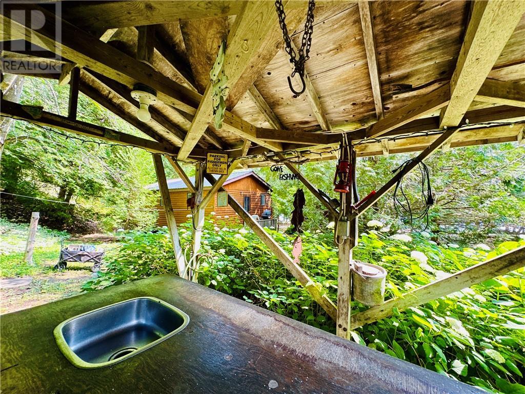 544 Ketchankookem Trail, Mindemoya, Manitoulin Island, ON