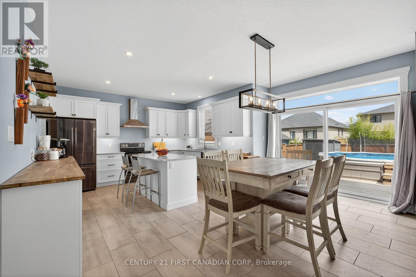 99 Thames Springs Crescent, Zorra (Thamesford), ON - Indoor