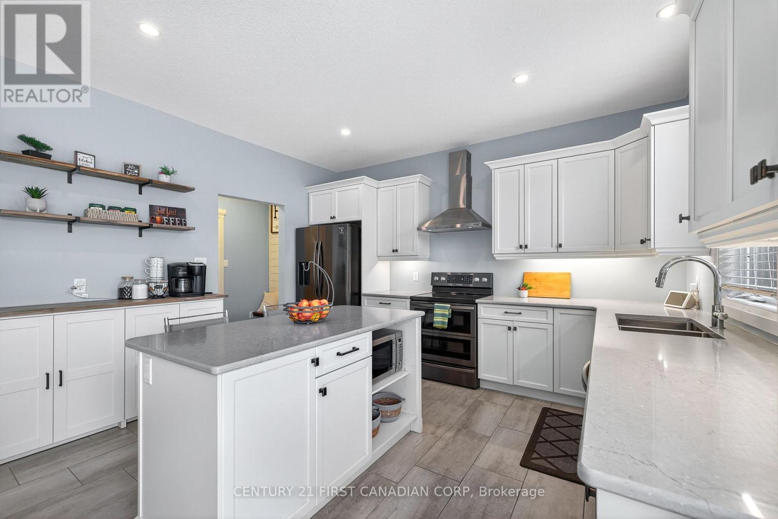 99 Thames Springs Crescent, Zorra (Thamesford), ON - Indoor Photo Showing Kitchen With Double Sink