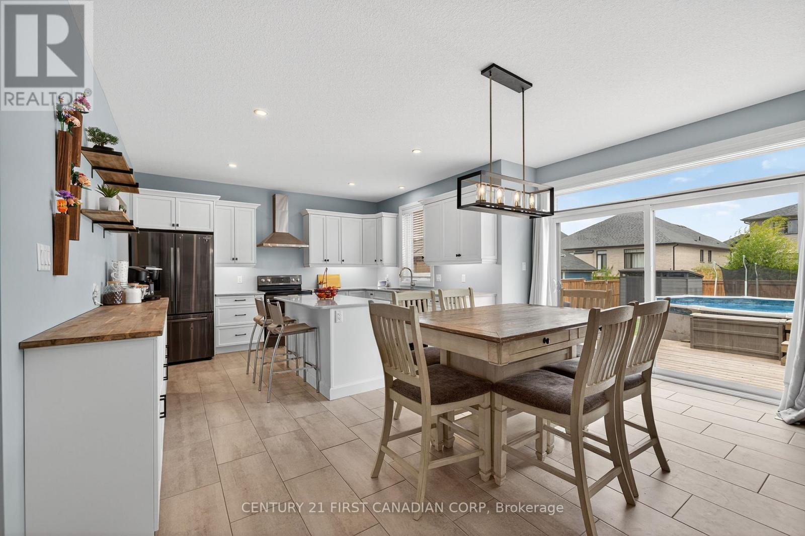 99 Thames Springs Crescent, Zorra (Thamesford), ON - Indoor