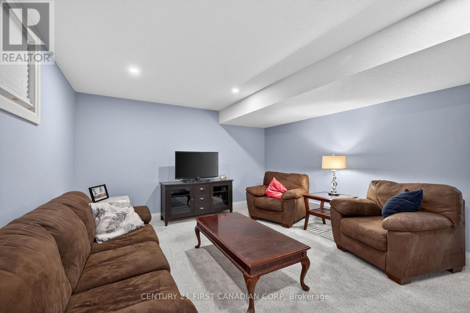 99 Thames Springs Crescent, Zorra (Thamesford), ON - Indoor