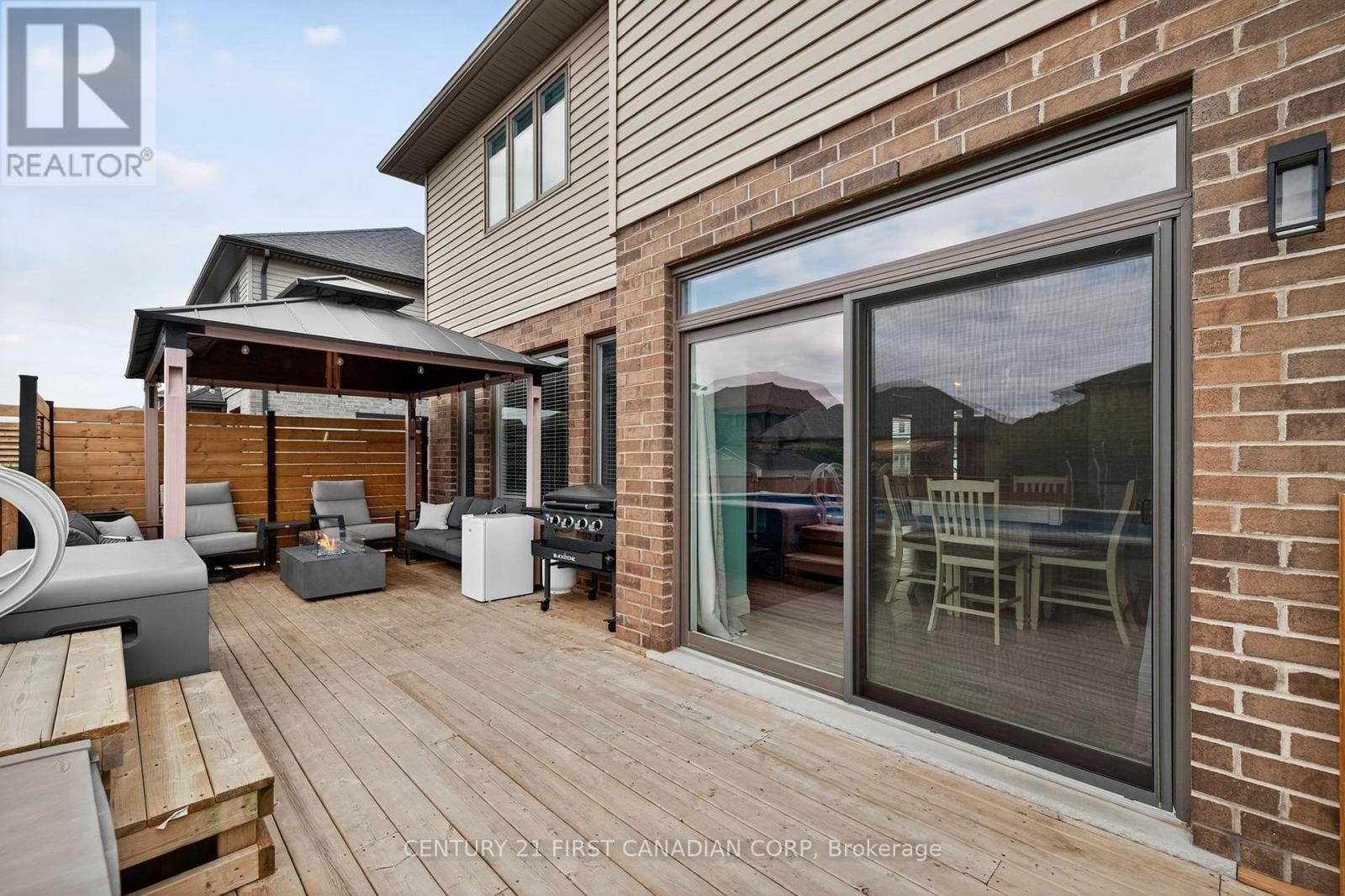 99 Thames Springs Crescent, Zorra (Thamesford), ON - Outdoor With Deck Patio Veranda With Exterior