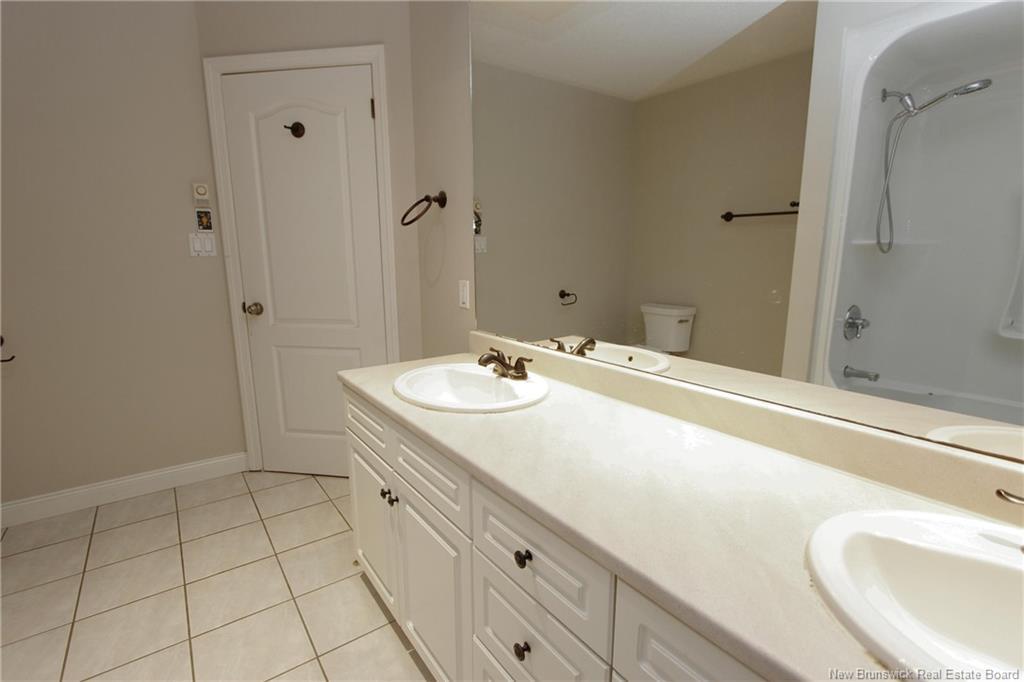 131 Wiggins Dr, Fredericton, NB