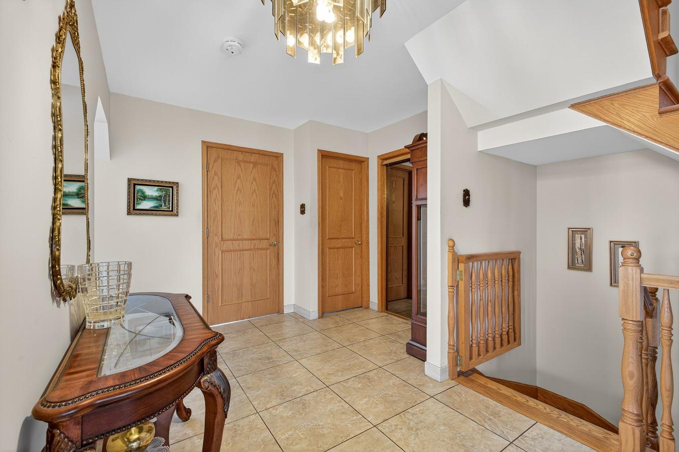 Passageway - 6793 Ch. Baily, Côte-Saint-Luc, QC - Indoor Photo Showing Other Room