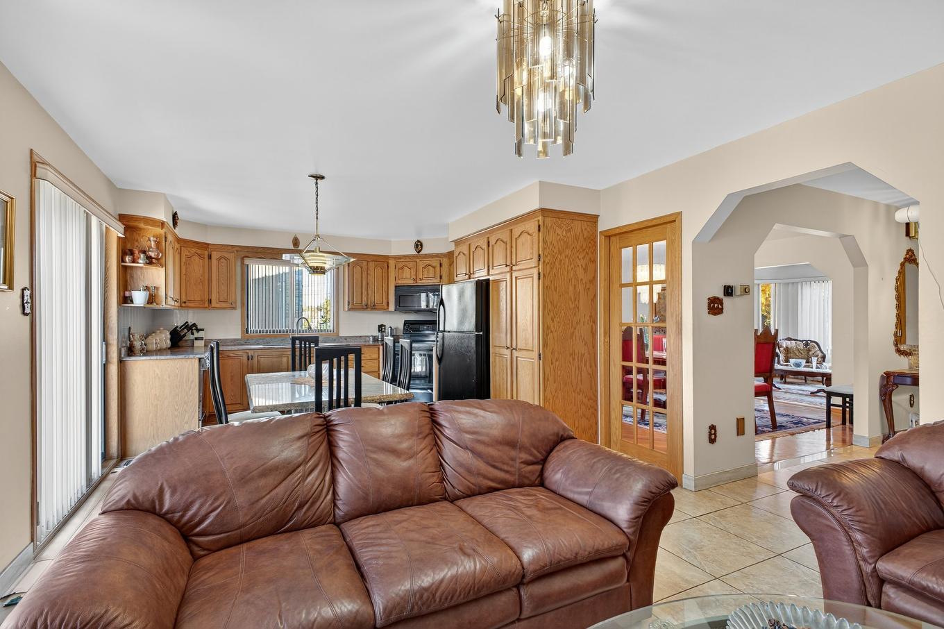 Overall view - 6793 Ch. Baily, Côte-Saint-Luc, QC - Indoor Photo Showing Living Room