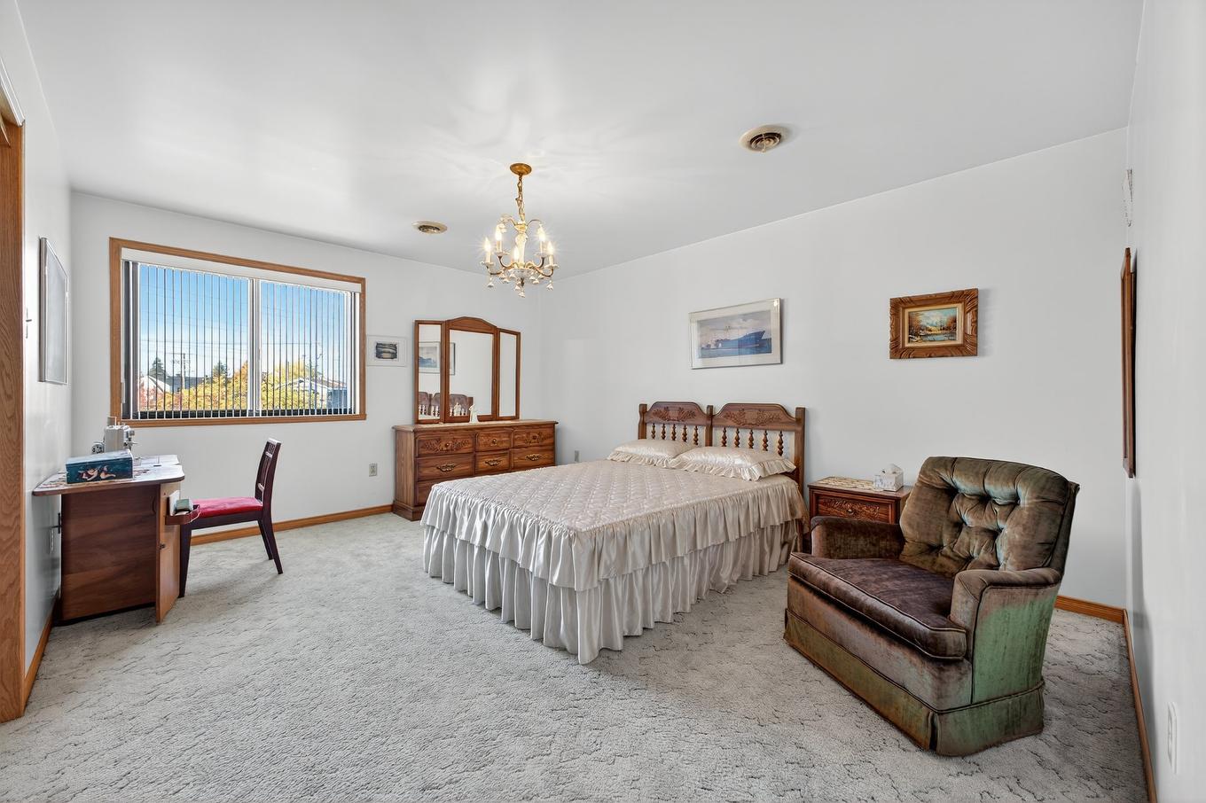 Bedroom - 6793 Ch. Baily, Côte-Saint-Luc, QC - Indoor Photo Showing Bedroom