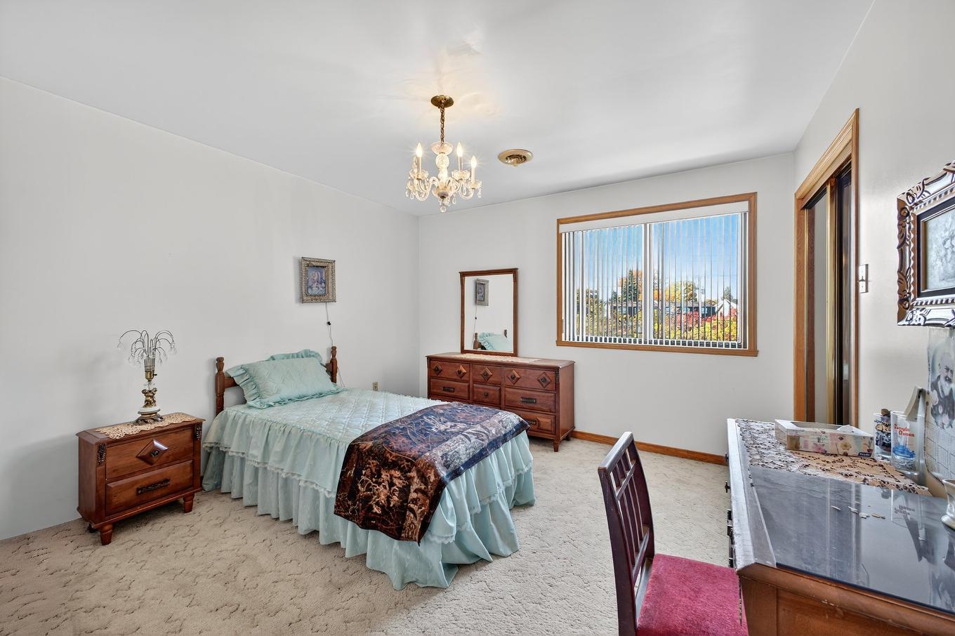 Bedroom - 6793 Ch. Baily, Côte-Saint-Luc, QC - Indoor Photo Showing Bedroom