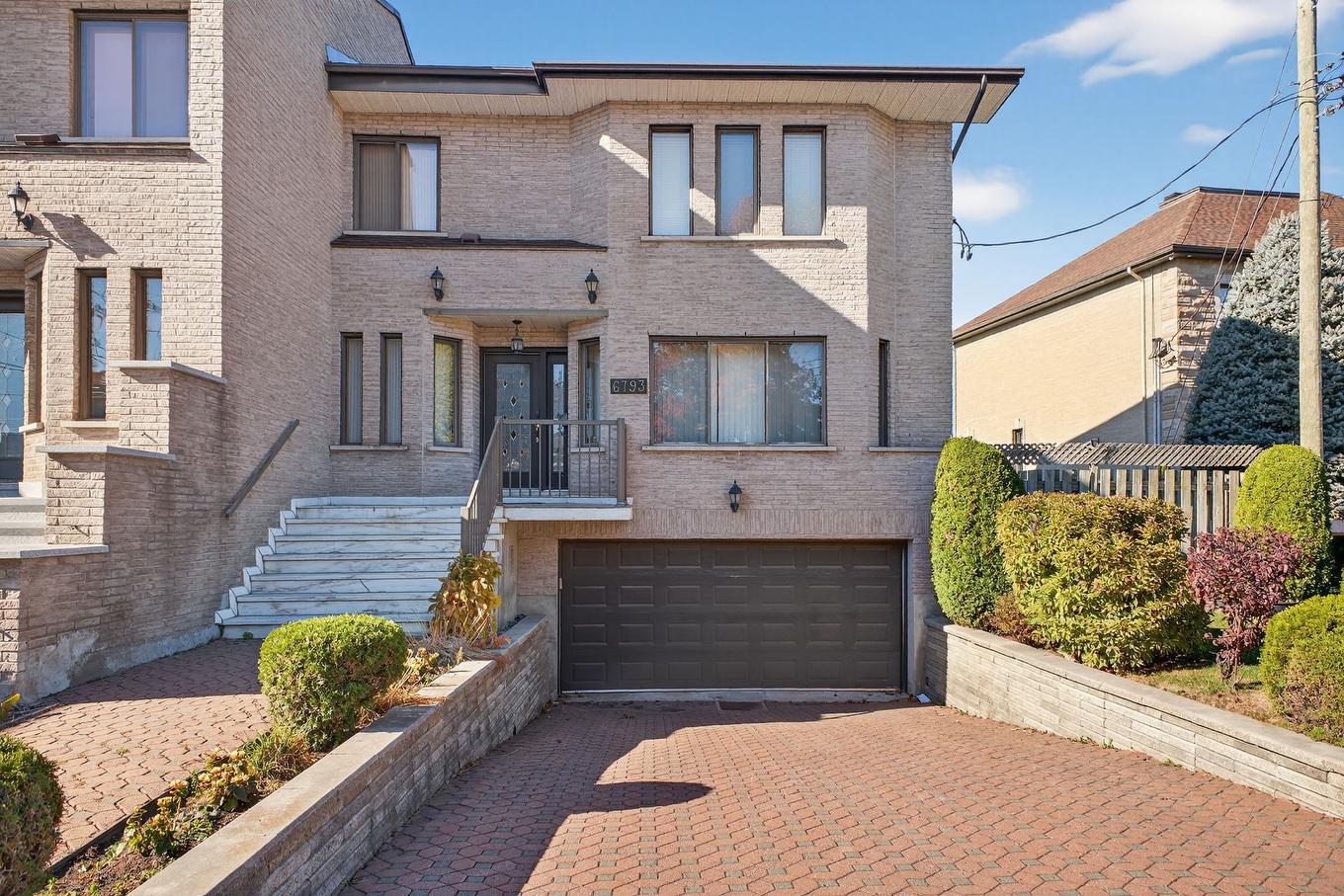 Frontage - 6793 Ch. Baily, Côte-Saint-Luc, QC - Outdoor