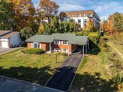 178 Rue de St-Pierre Saint-Jérôme, QC J7Y 3V3